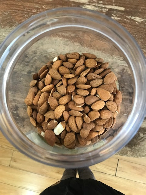 Organic Whole Almonds (Europe)